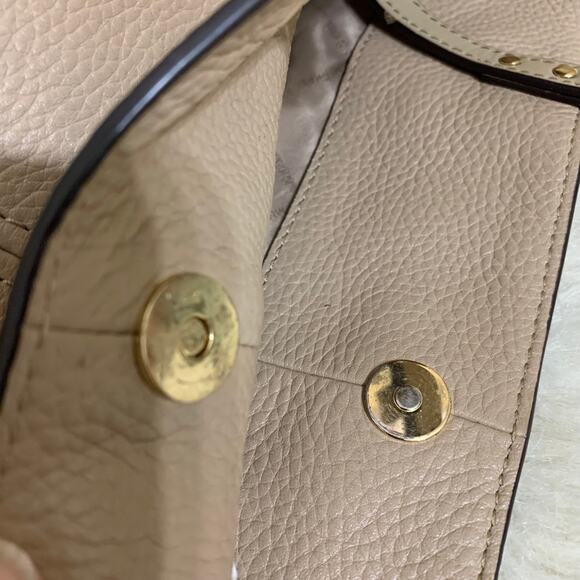 MICHAEL KORS Spacious Large BISQUE Beige Pebbled Leather LENOX Shoulder Tote - Picture 11 of 16